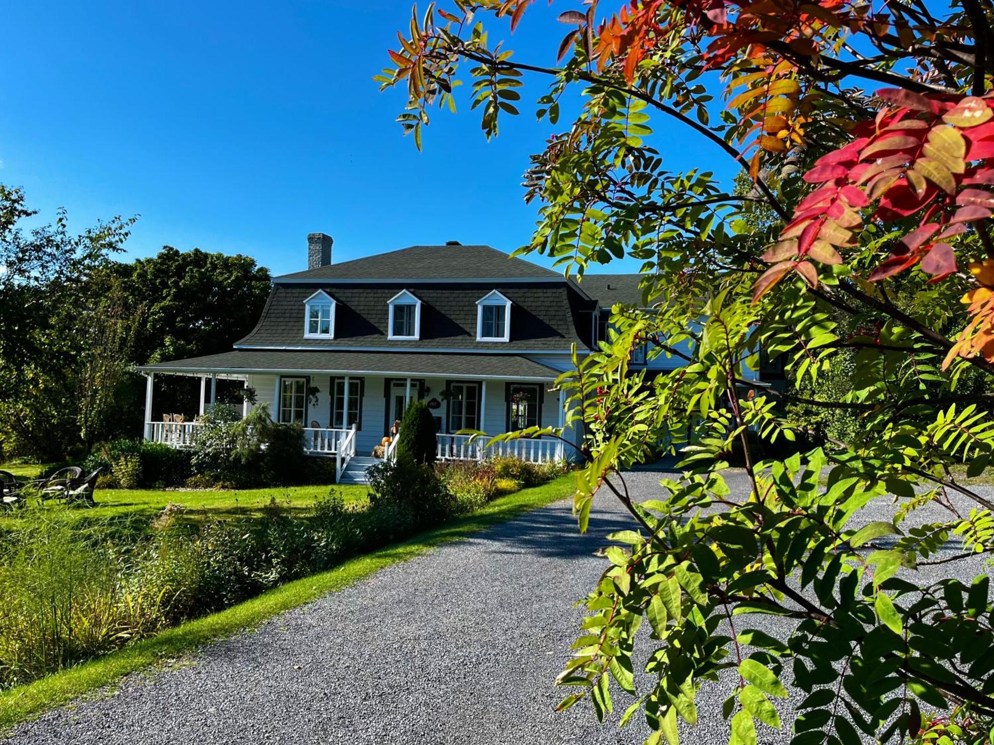 Auberge la Mansarde La Malbaie Exterior foto